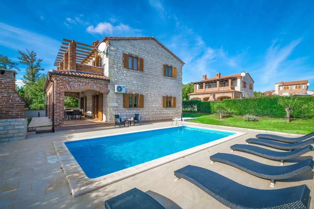 Villa Berenice Butkovici  Croatia