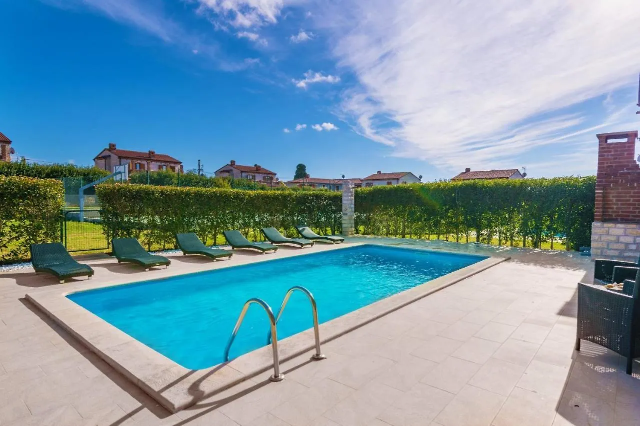 Villa Berenice Butkovici  0*, Butkovici (Istria) Croatia